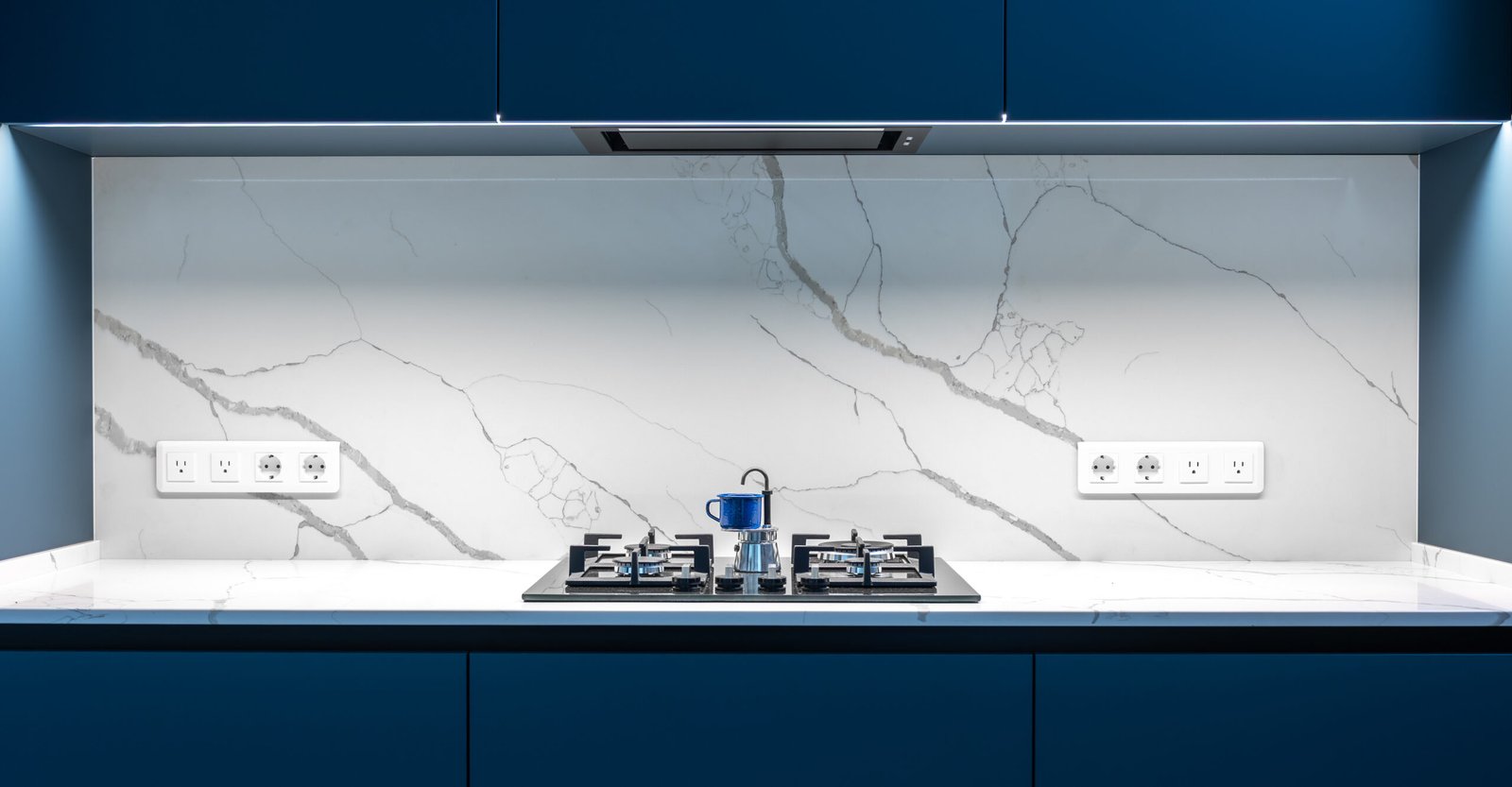 Large central kitchen island
